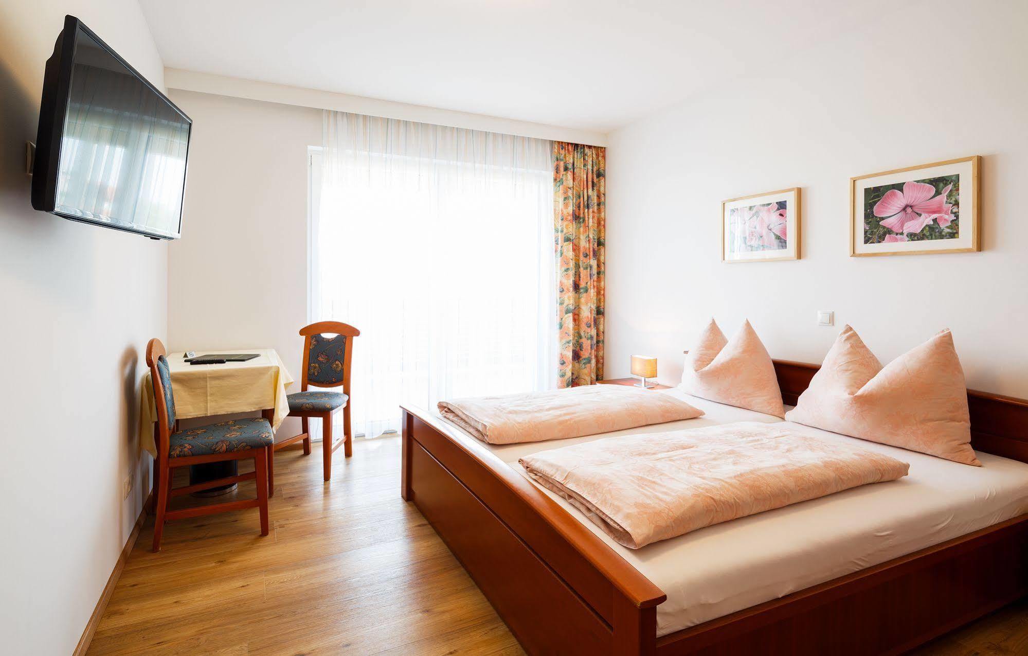 Pension Jageredt Nussbach Exterior foto